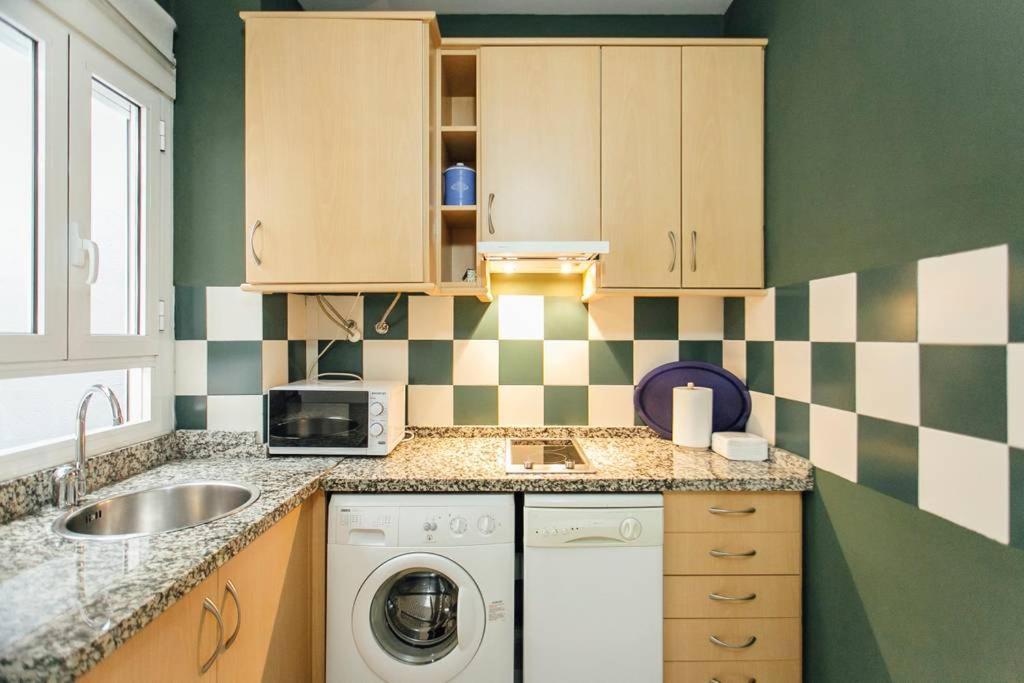 Precioso Apartamento En El Casco Antiguo De Triana Sevilla Bagian luar foto