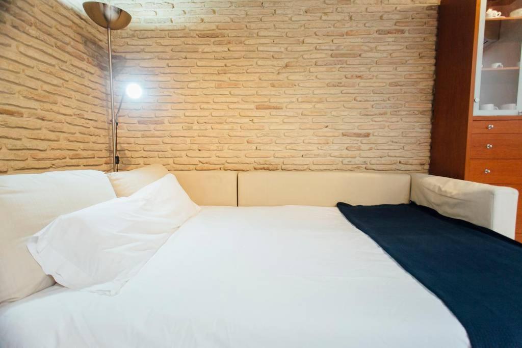 Precioso Apartamento En El Casco Antiguo De Triana Sevilla Bagian luar foto